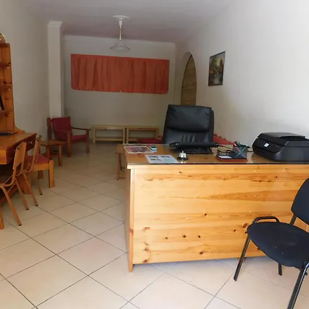 Daire To Spiti Tis Eirinis